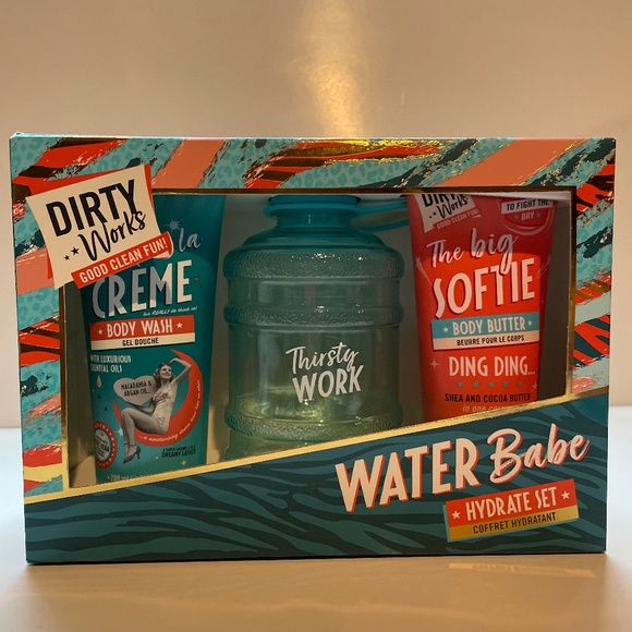 🍀 Dirty Works 🍀 Hydrate Body Wash Body Butter Reusable Water Bottle Set 🍀 - Picture 1 of 3